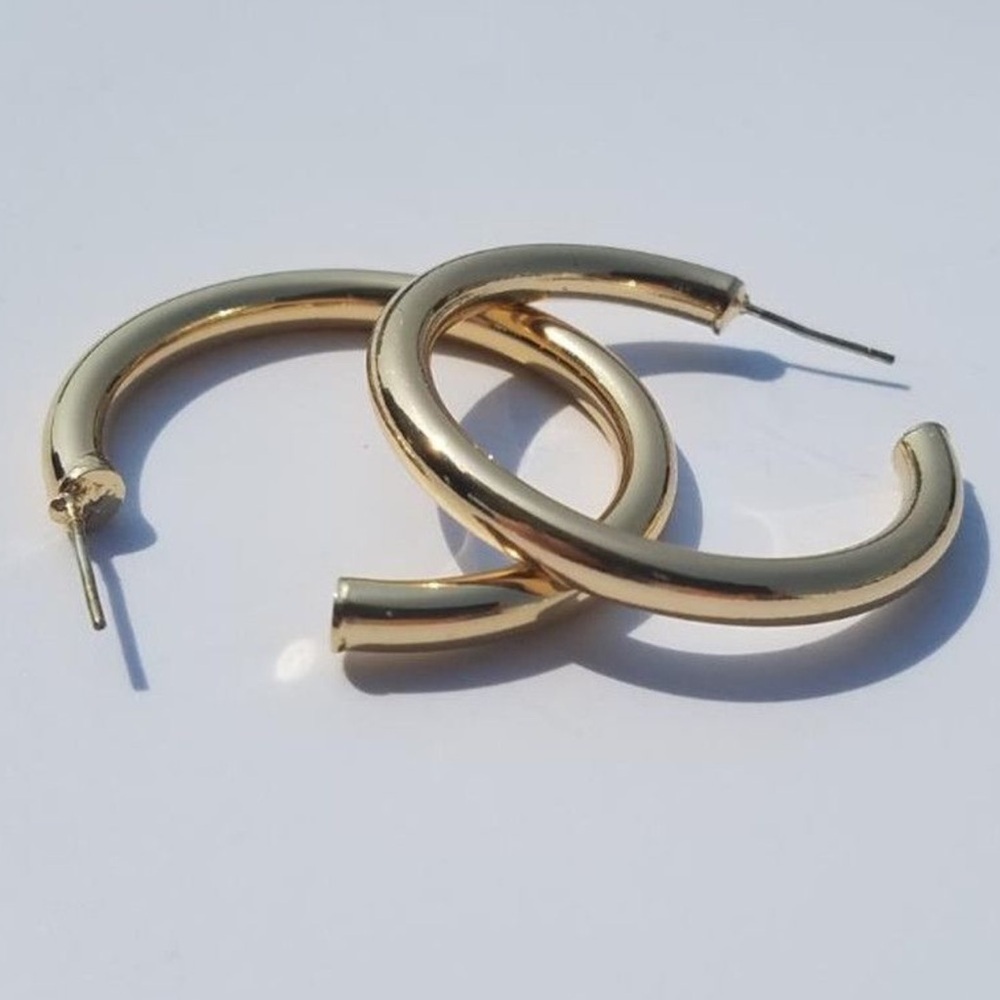 Free People Large Gold Hoop Earrings in 2”